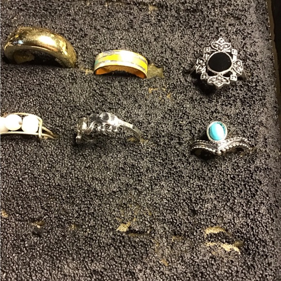 12 rings  ALL NWOT .... rings shown     ....   r7 - Picture 6 of 9